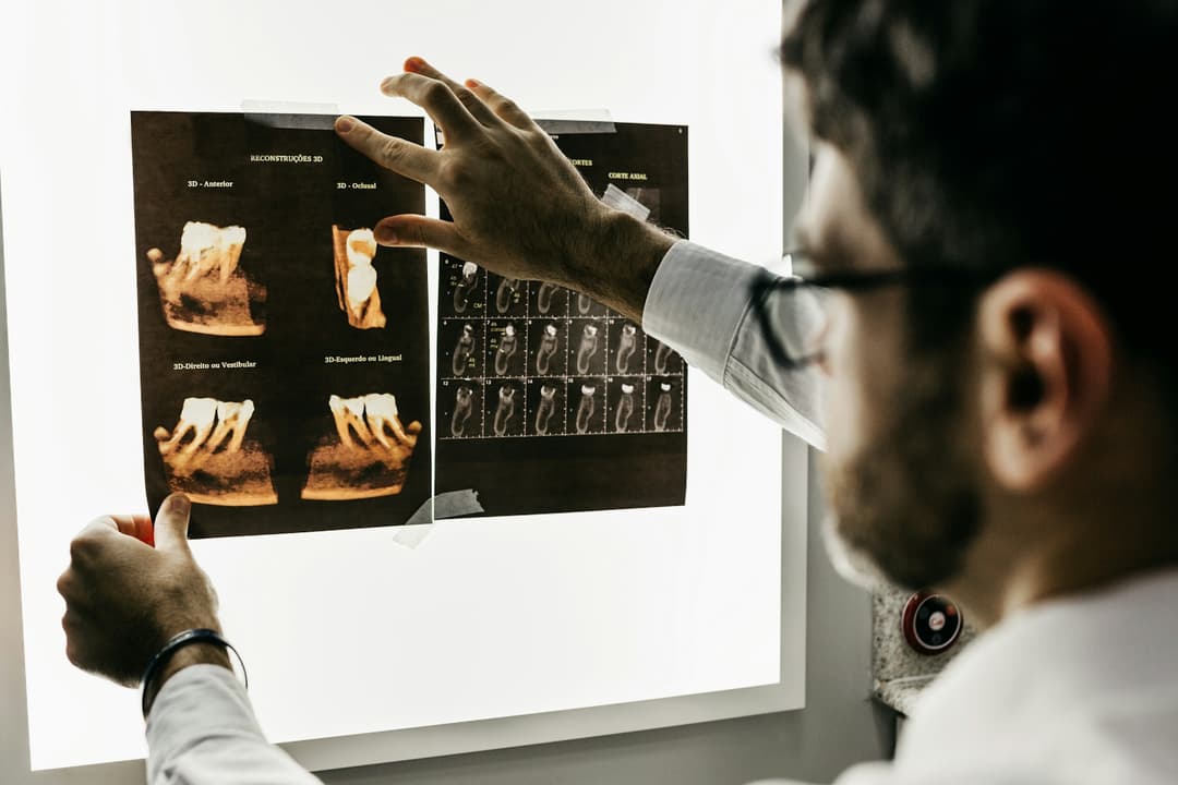 Dental professionals using AI technology